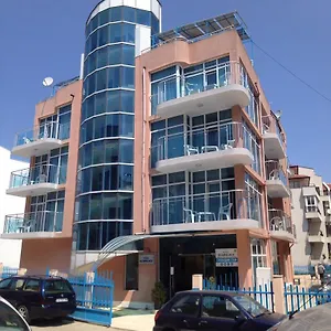 Hotel Eco Palace