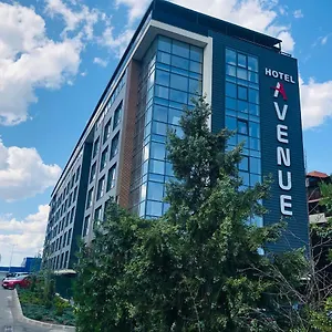 Avenue Deluxe Hotel